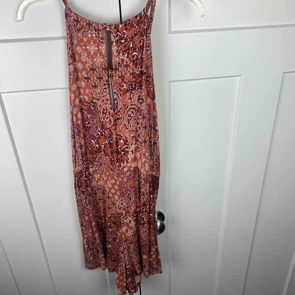 Maurices Pants - NWT Maurices Romper Medium Pink Brown Floral Paisley Shorts Pockets Festival